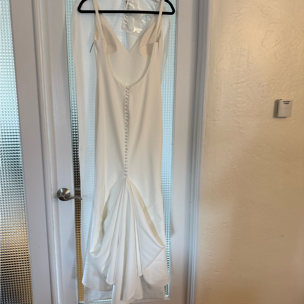 Chic White Wedding Gown with Button Detail